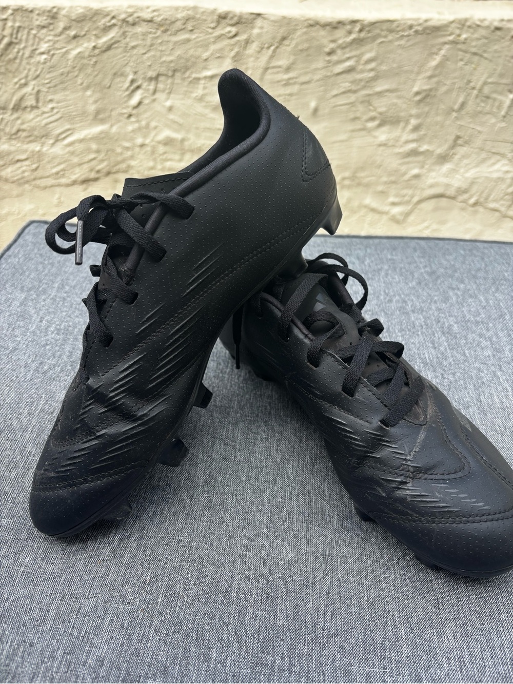 Adidas Predator Soccer Cleats- Youth 6 1/2
